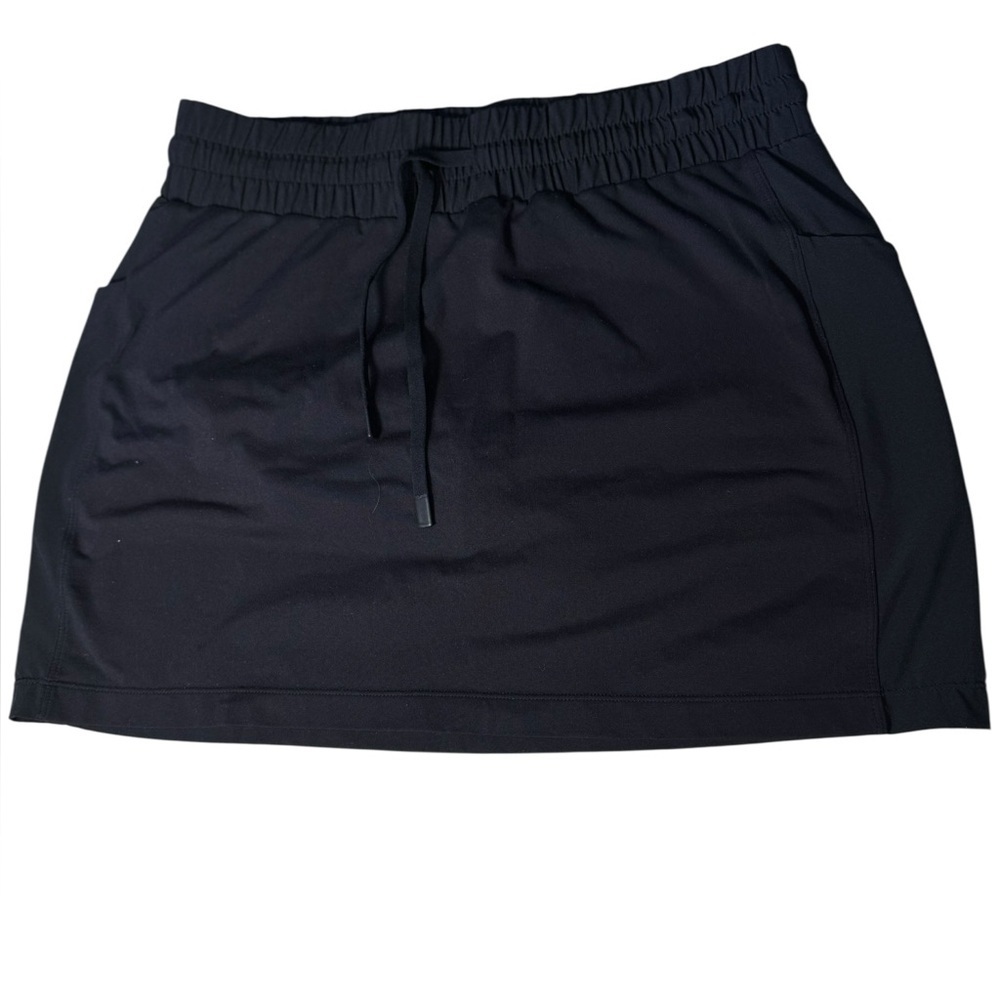 Athleta Excursion Hybrid Drawstring Black Skort S… - image 4